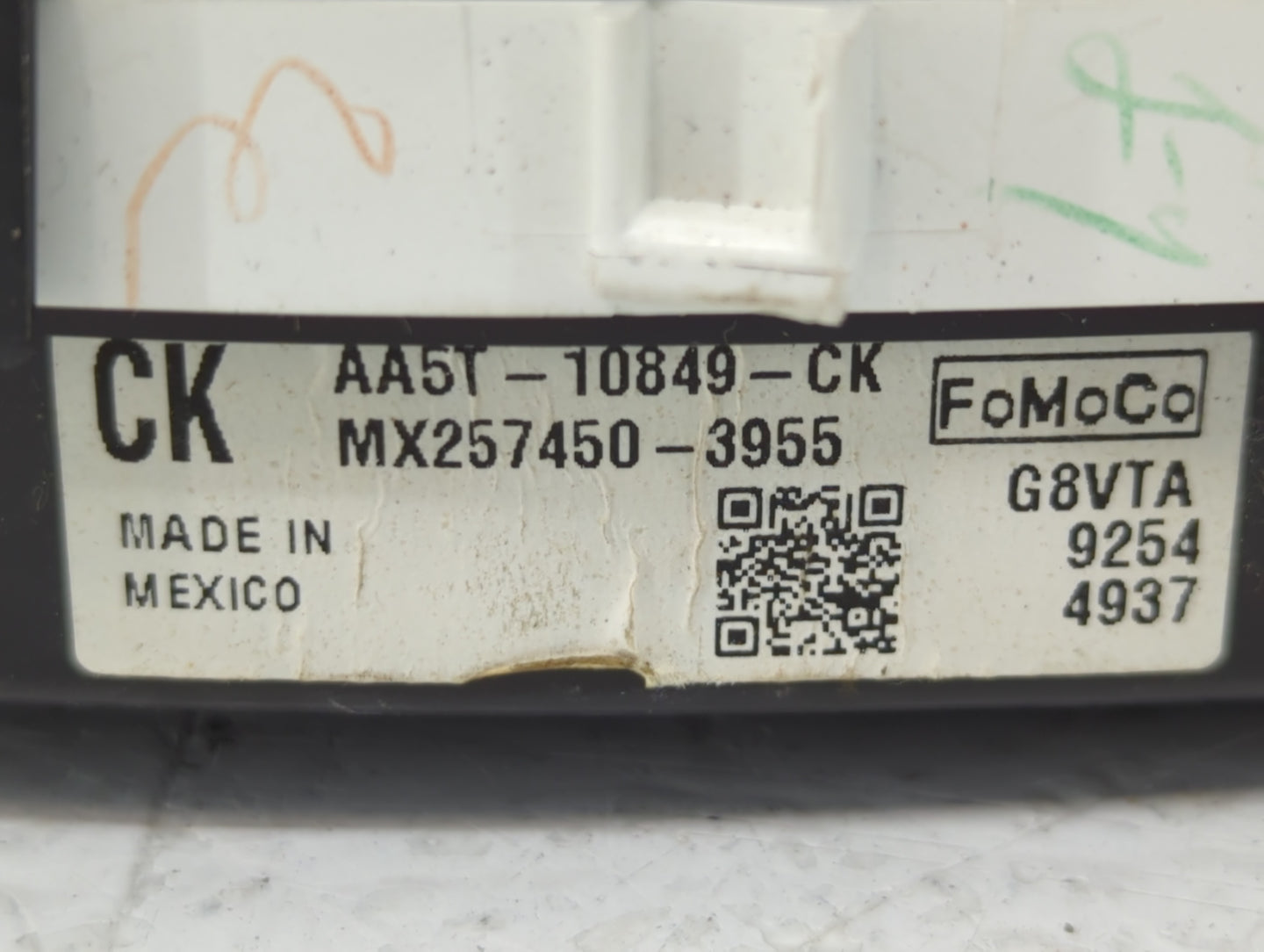 2010 Lincoln Mks Instrument Cluster Speedometer Gauges P/N:AA5T-10849-GC AA5T-10849-CH, AA5T-10849-CK Fits OEM Used Auto Par