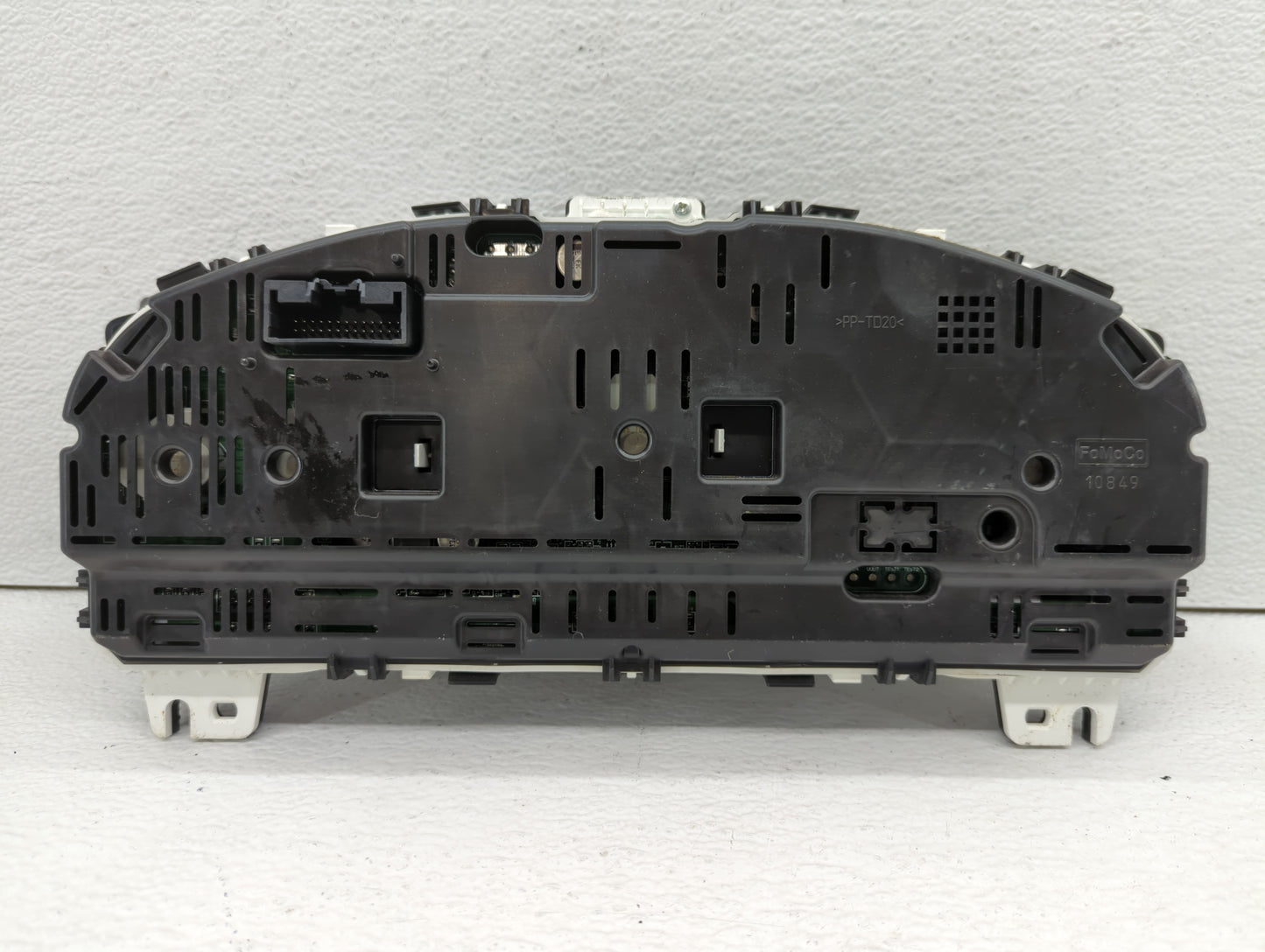 2010 Lincoln Mks Instrument Cluster Speedometer Gauges P/N:AA5T-10849-GC AA5T-10849-CH, AA5T-10849-CK Fits OEM Used Auto Par