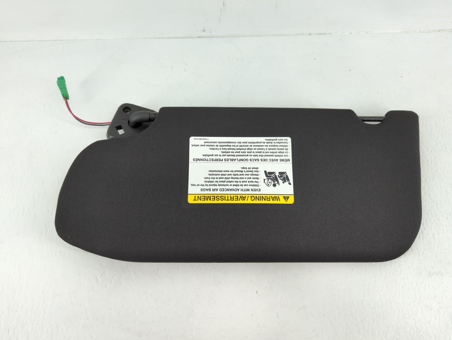 2010-2016 Lincoln Mks Sun Visor Shade Replacement Passenger Right Mirror Fits OEM Used Auto Parts - Oemusedautoparts1.com