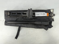 2010 Lincoln Mks Spare Scissor Car Jack - Oemusedautoparts1.com