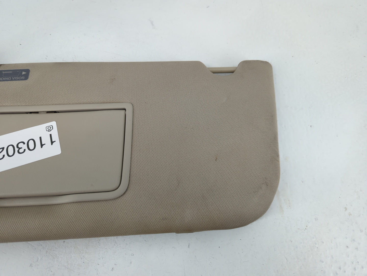 2010-2012 Lincoln Mkt Sun Visor Shade Replacement Driver Left Mirror Fits Fits 2010 2011 2012 OEM Used Auto Parts - Oemuseda