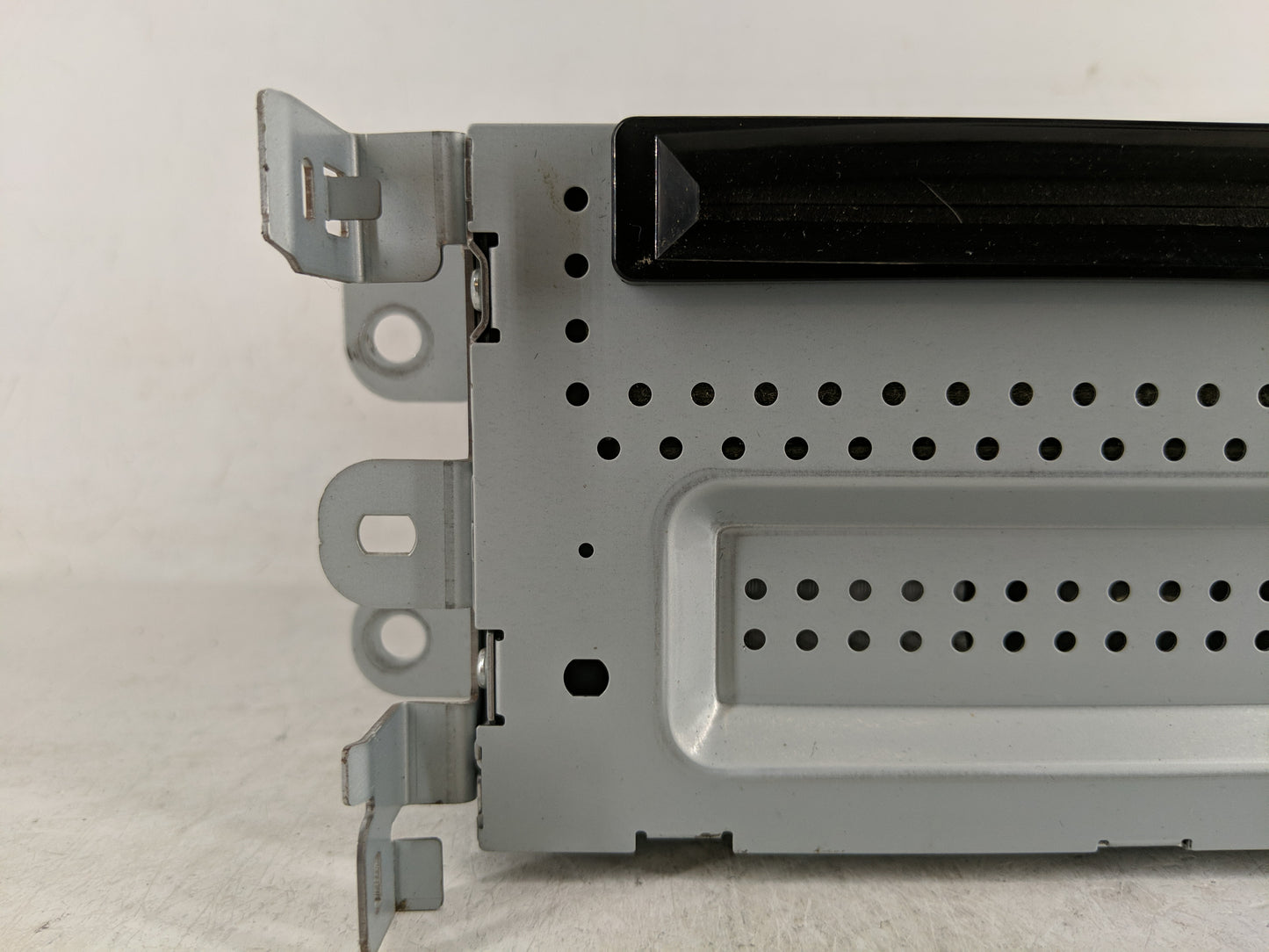 2010 Lincoln Mkt Radio AM FM Cd Player Receiver Replacement P/N:AE9T 19C156 AE Fits OEM Used Auto Parts - Oemusedautoparts1.