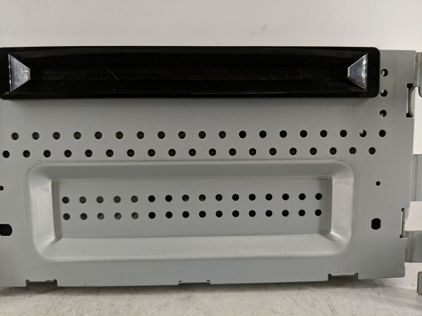 2010 Lincoln Mkt Radio AM FM Cd Player Receiver Replacement P/N:AE9T 19C156 AE Fits OEM Used Auto Parts - Oemusedautoparts1.