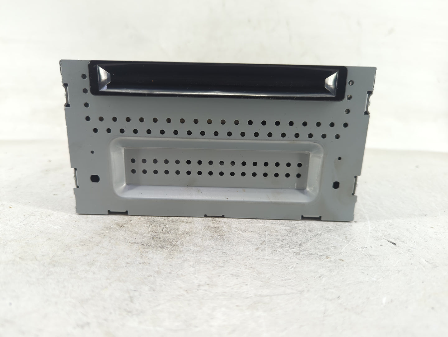 2010 Lincoln Mkt Radio AM FM Cd Player Receiver Replacement P/N:AE9T 19C156 AE Fits OEM Used Auto Parts - Oemusedautoparts1.