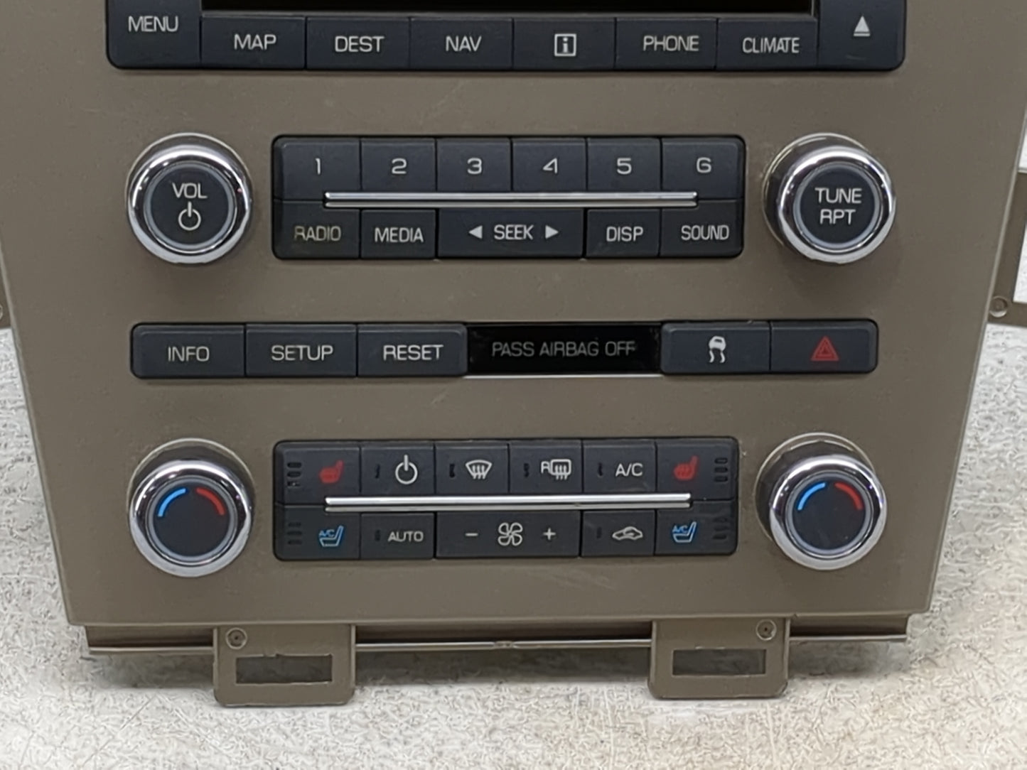 2010 Lincoln Mkt Radio AM FM Cd Player Receiver Replacement P/N:NAU-4204 Fits OEM Used Auto Parts - Oemusedautoparts1.com