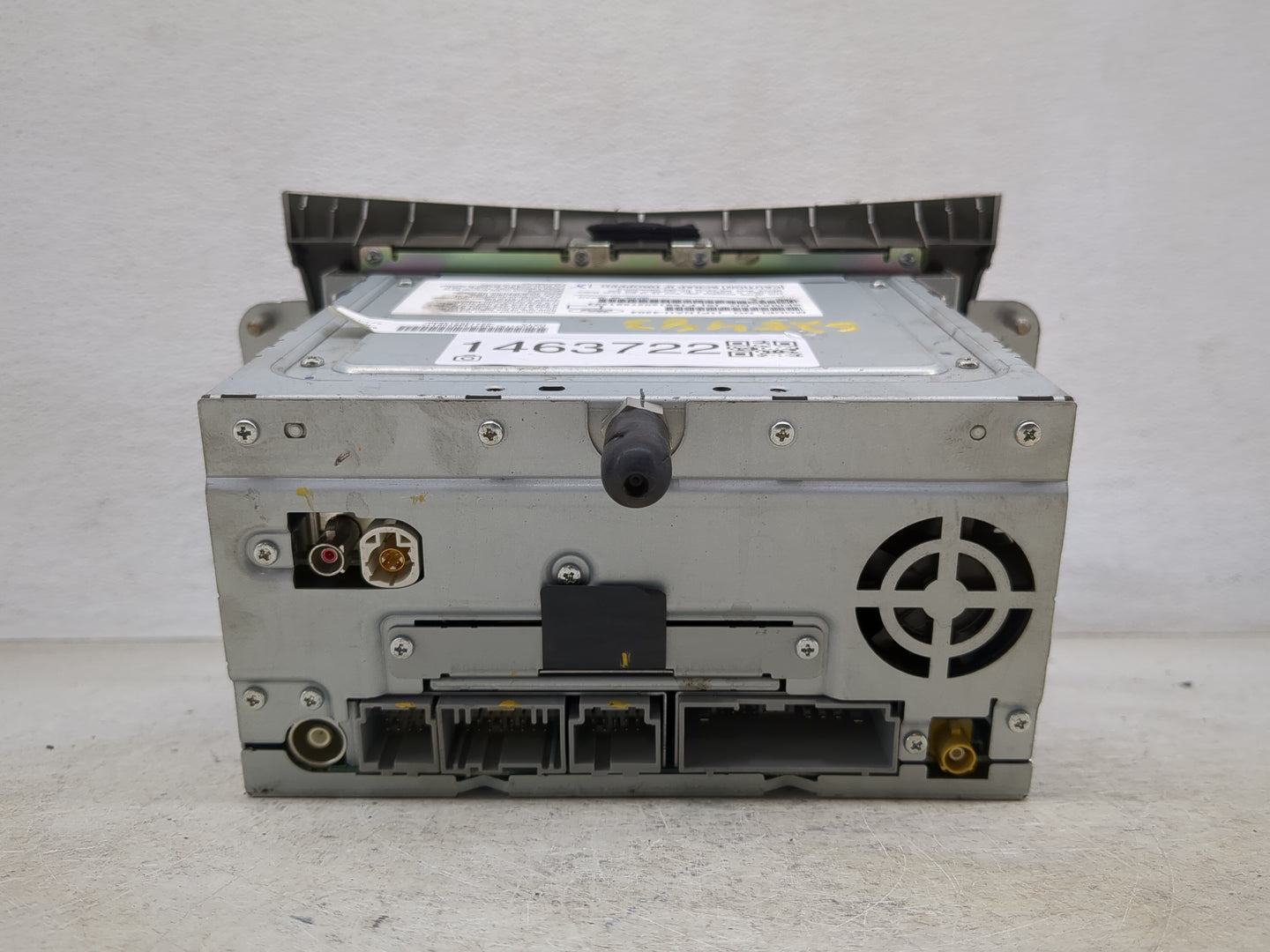 2010 Lincoln Mkt Radio AM FM Cd Player Receiver Replacement P/N:NAU-4204 Fits OEM Used Auto Parts - Oemusedautoparts1.com