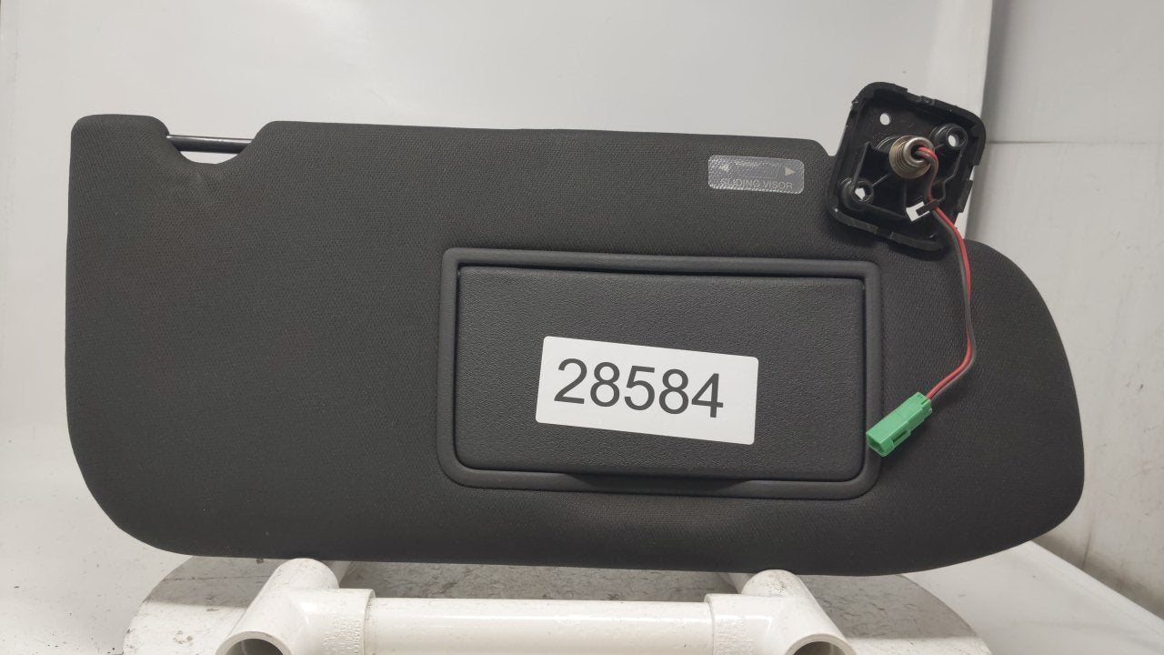 2010 Lincoln Mkt Sun Visor Shade Replacement Passenger Right Mirror Fits OEM Used Auto Parts - Oemusedautoparts1.com