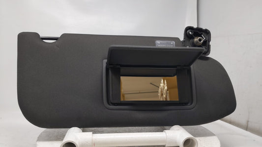 2010 Lincoln Mkt Sun Visor Shade Replacement Passenger Right Mirror Fits OEM Used Auto Parts - Oemusedautoparts1.com