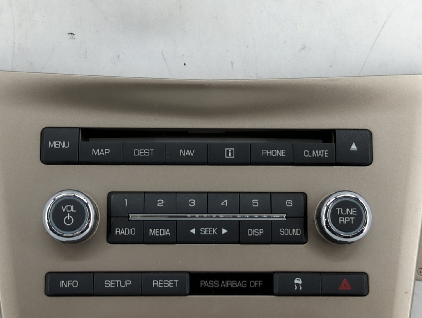 2010-2010 Lincoln Mkt Radio Control Panel - Oemusedautoparts1.com