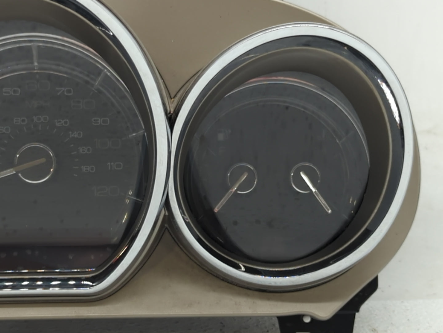 2010 Lincoln Mkt Instrument Cluster Speedometer Gauges P/N:AE9T-10849-CL Fits OEM Used Auto Parts - Oemusedautoparts1.com