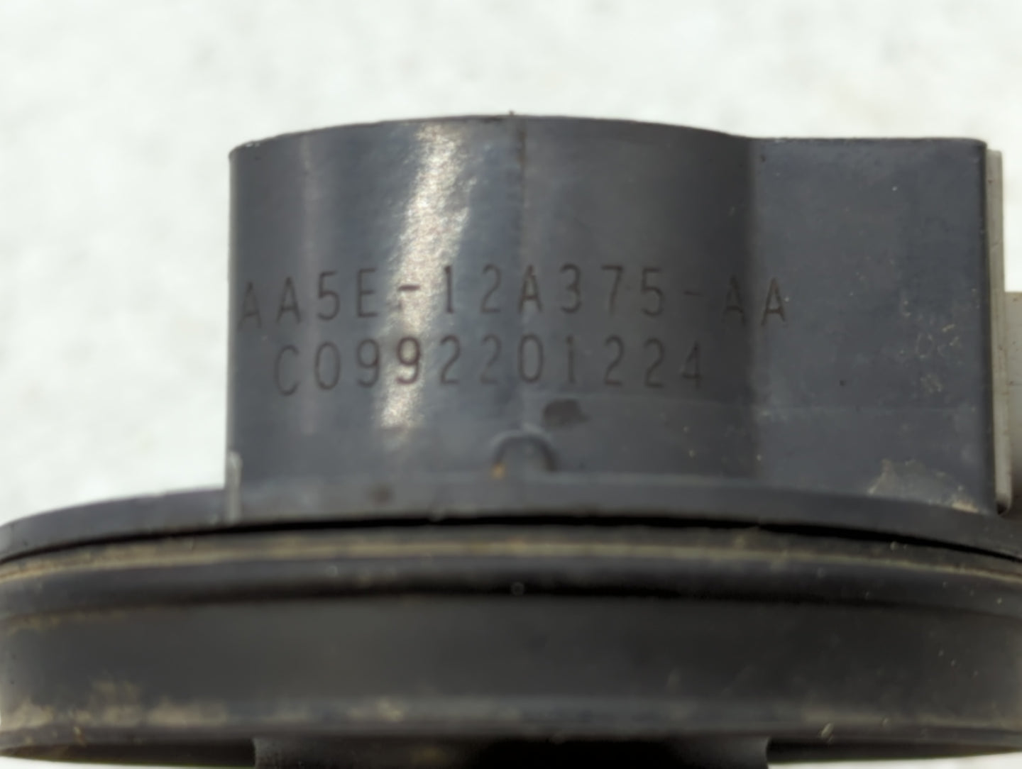 2010-2012 Lincoln Mkt Ignition Coil Igniter Pack - Oemusedautoparts1.com