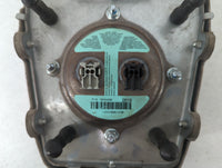 2010-2012 Lincoln Mkt Air Bag Driver Left Steering Wheel Mounted P/N:2010 1015450 Fits Fits 2010 2011 2012 OEM Used Auto Par