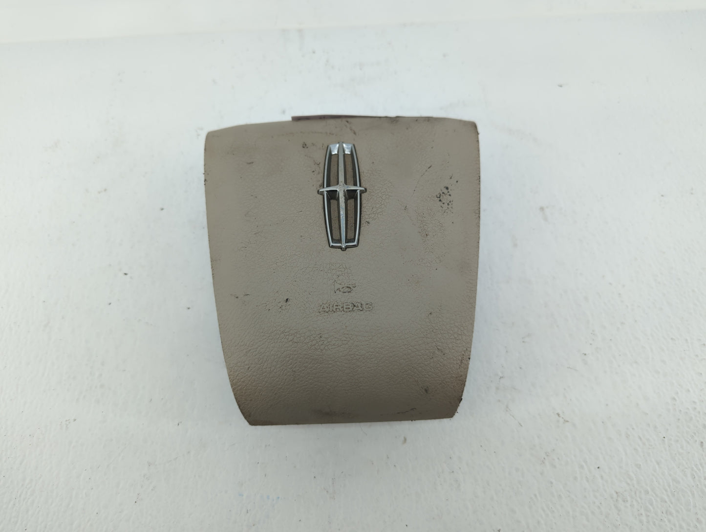 2010-2012 Lincoln Mkt Air Bag Driver Left Steering Wheel Mounted P/N:1015450 Fits Fits 2010 2011 2012 OEM Used Auto Parts - 