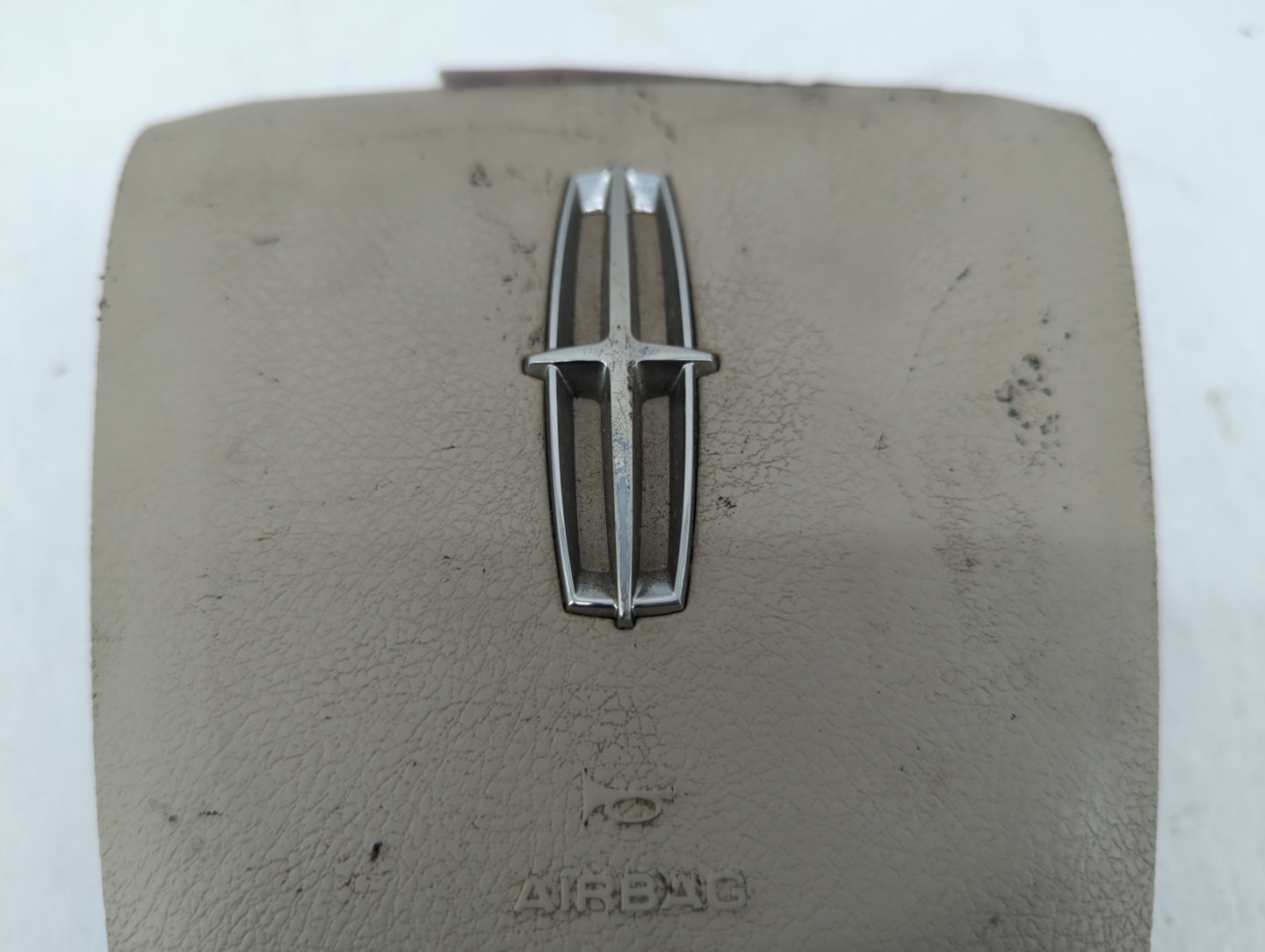 2010-2012 Lincoln Mkt Air Bag Driver Left Steering Wheel Mounted P/N:1015450 Fits Fits 2010 2011 2012 OEM Used Auto Parts - 