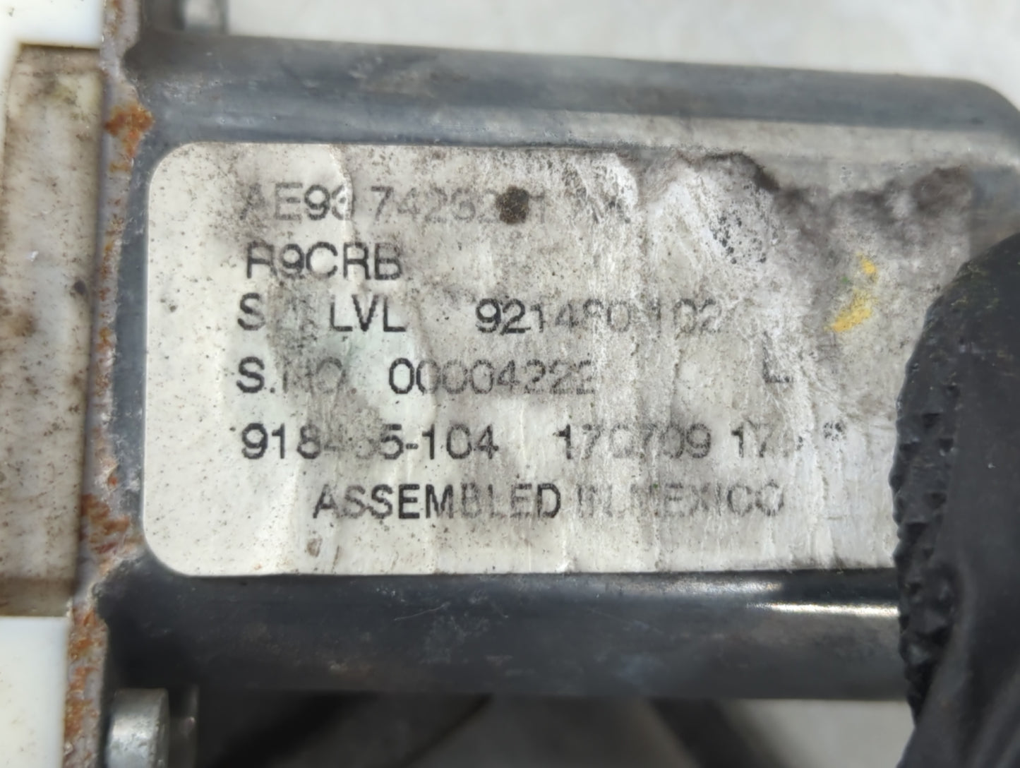 2010-2019 Lincoln Mkt Driver Left Front Window Regulator - Oemusedautoparts1.com