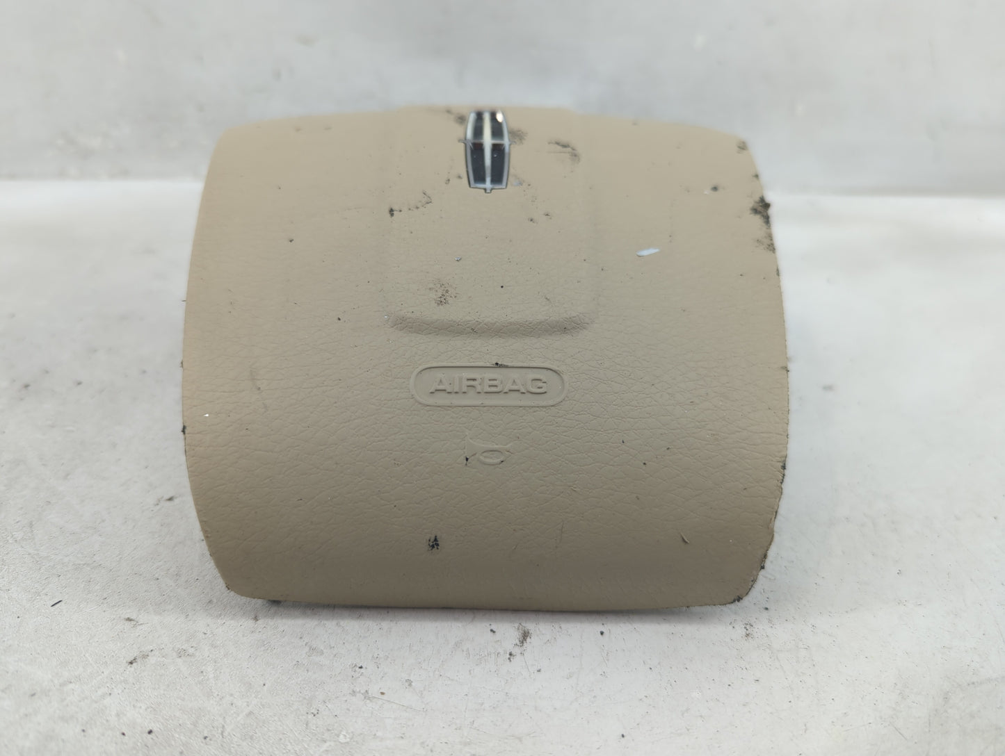 2010-2012 Lincoln Mkz Air Bag Driver Left Steering Wheel Mounted Beige 1070525 - Oemusedautoparts1.com