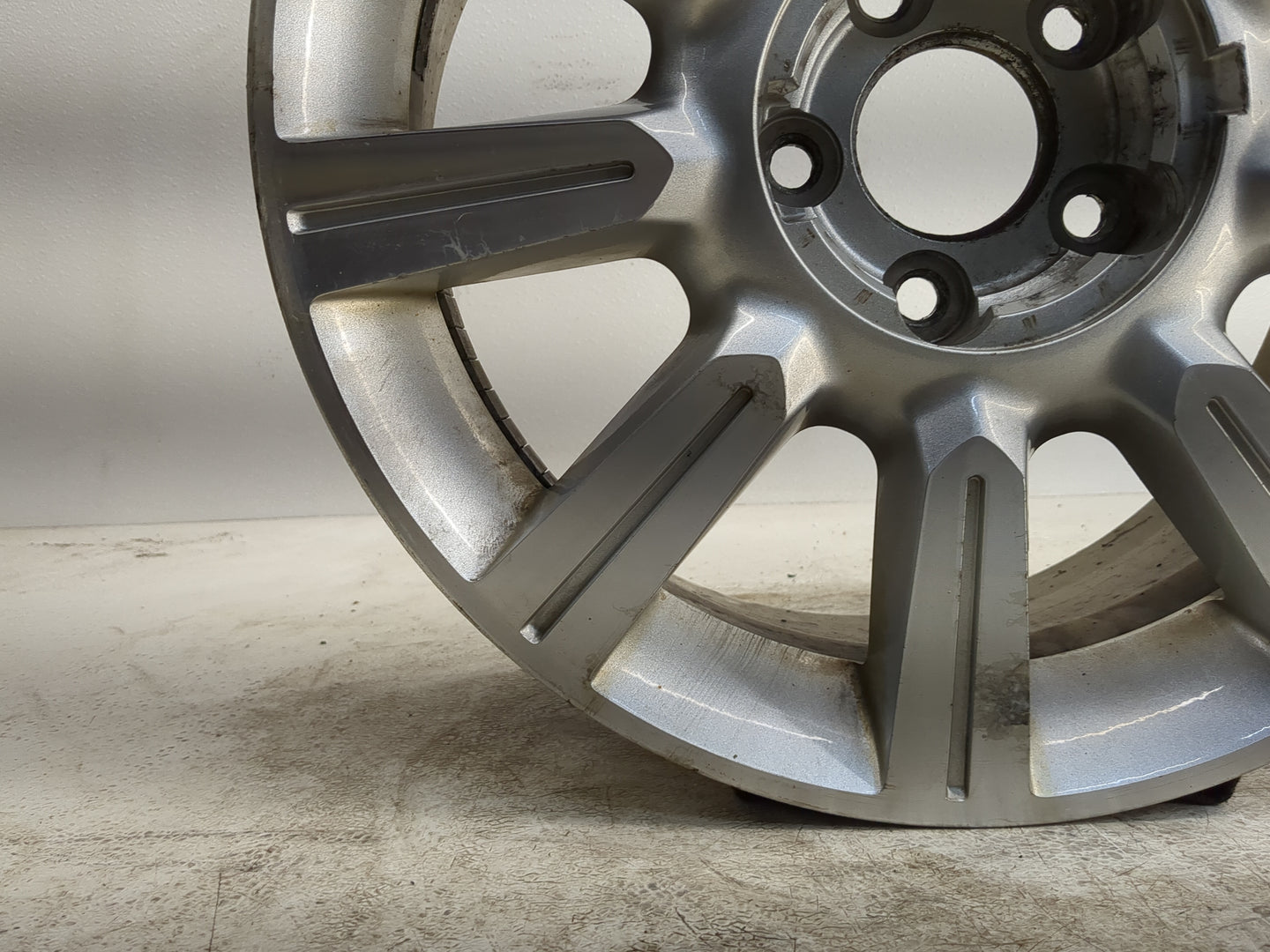 2010-2012 Lincoln Mkz Oem Wheel Rim - Oemusedautoparts1.com