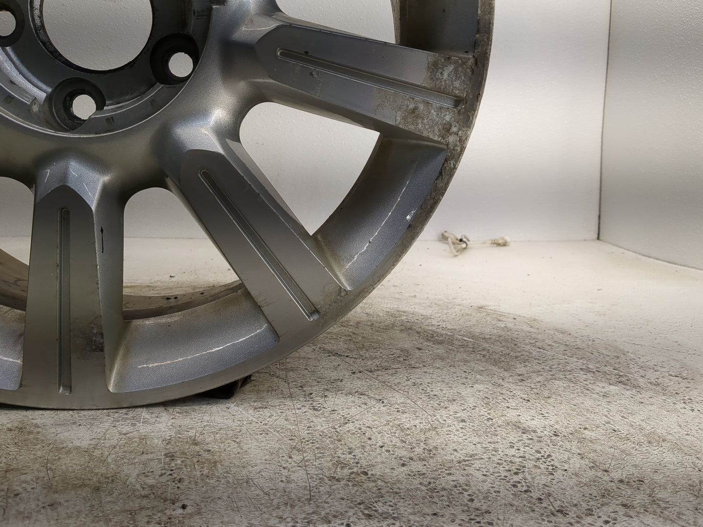 2010-2012 Lincoln Mkz Oem Wheel Rim - Oemusedautoparts1.com