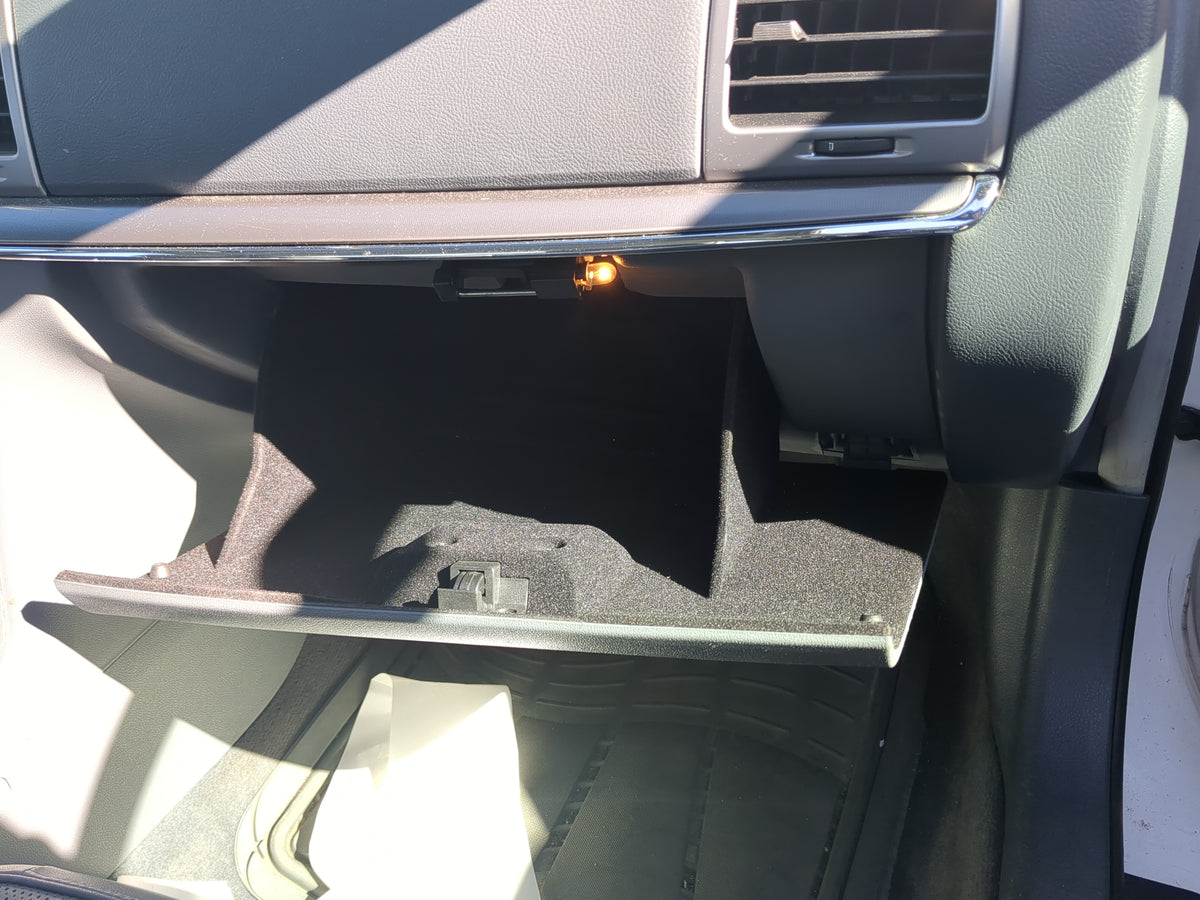 2010 Lincoln Mkz Passenger Glove Box Door Storage Compartment - Oemusedautoparts1.com