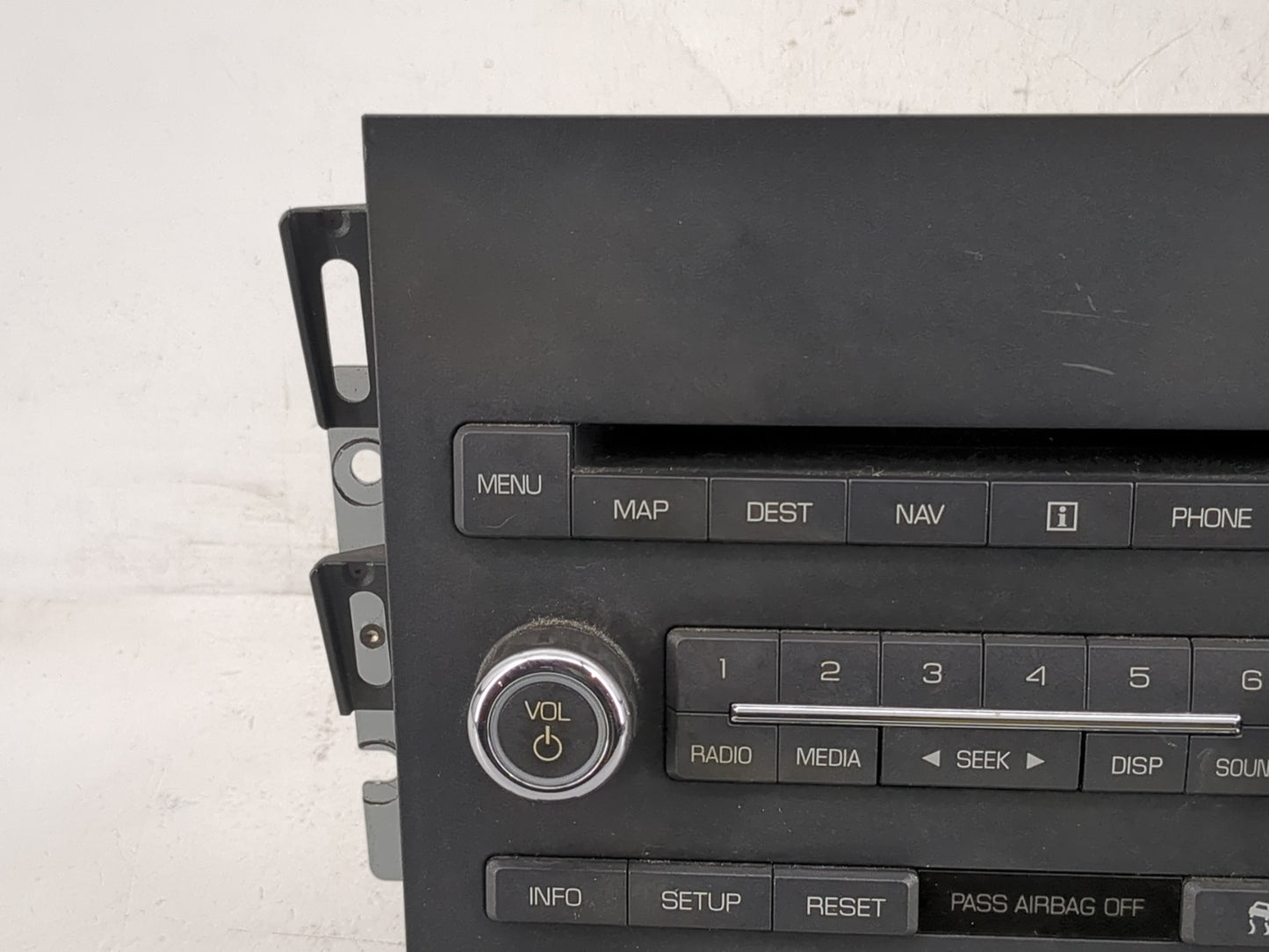2010 Lincoln Mkz Radio AM FM Cd Player Receiver Replacement P/N:9H6T 18K931CC Fits OEM Used Auto Parts - Oemusedautoparts1.c