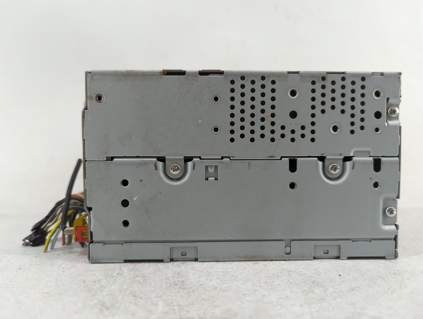 2010 Lincoln Mkz Radio AM FM Cd Player Receiver Replacement P/N:NAU-4204 Fits OEM Used Auto Parts - Oemusedautoparts1.com