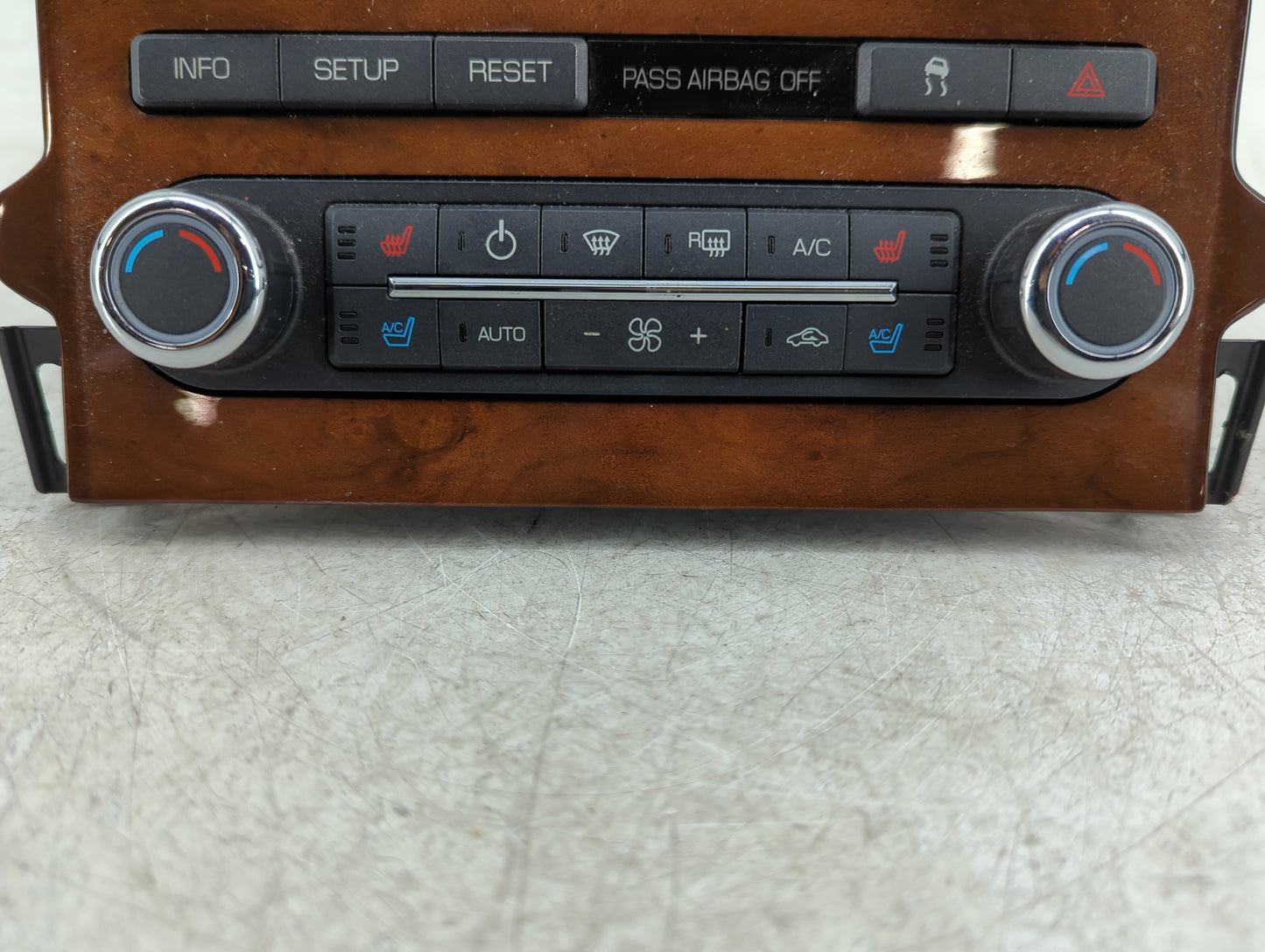2010 Lincoln Mkz Radio AM FM Cd Player Receiver Replacement Fits OEM Used Auto Parts - Oemusedautoparts1.com
