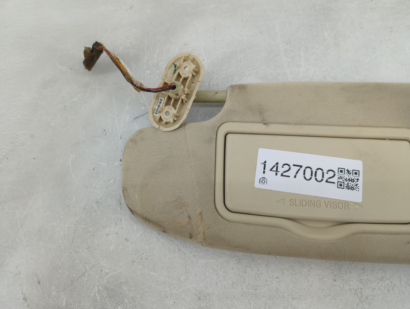 2010-2012 Lincoln Mkz Sun Visor Shade Replacement Driver Left Mirror Fits Fits 2010 2011 2012 OEM Used Auto Parts - Oemuseda