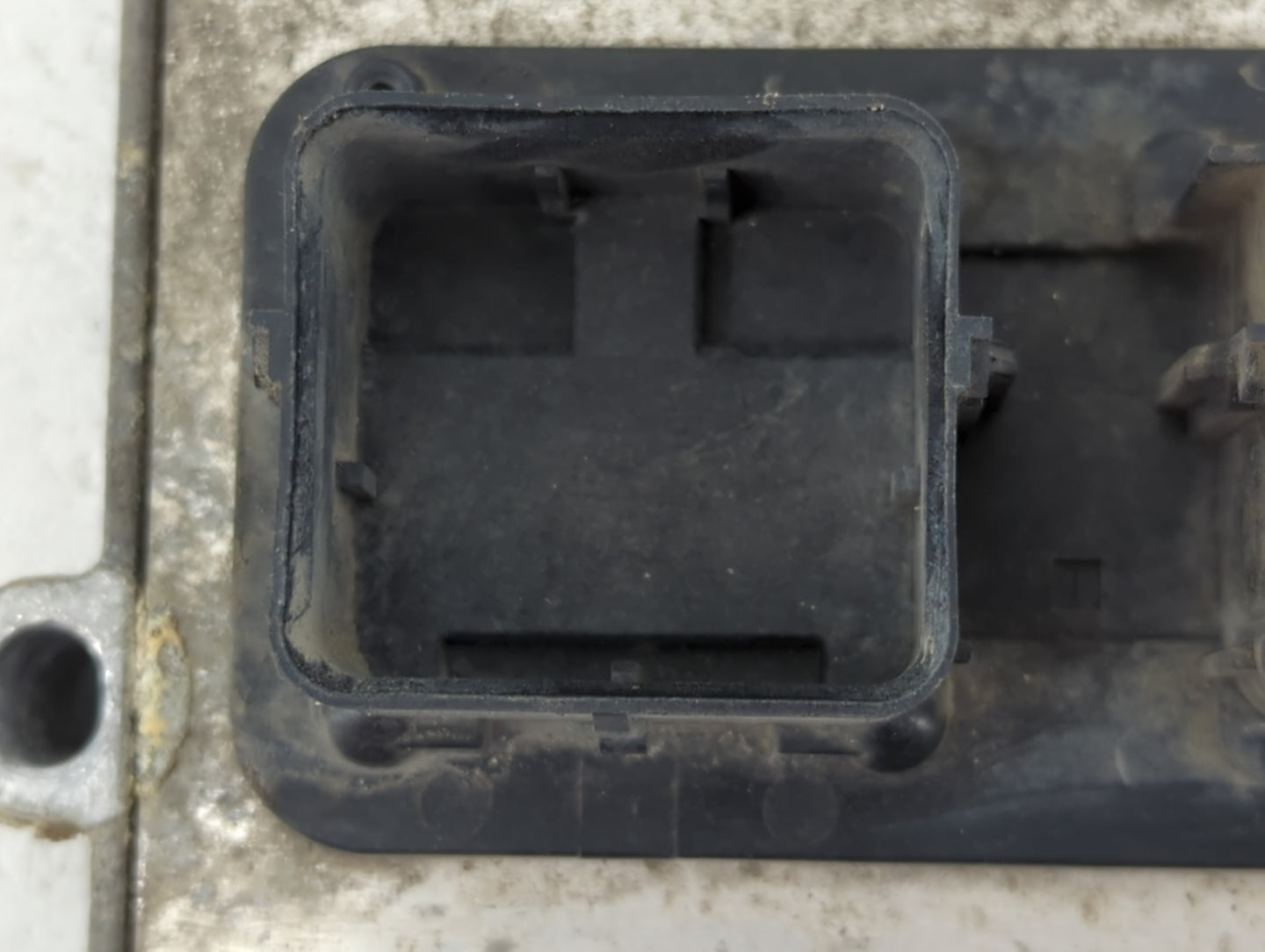 2010 Lincoln Mkz PCM Engine Control Computer ECU ECM PCU OEM P/N:AE5A-12A650-SD 6JXCD33A12, 6JXCD3300T2B, AE5T-12A650-BD Fit
