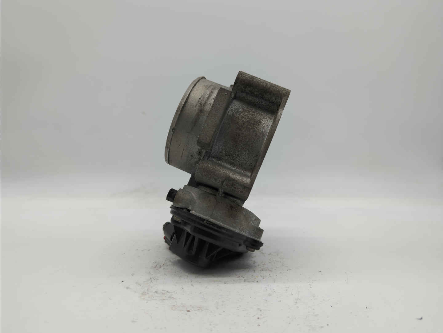 2007-2012 Lincoln Mkz Throttle Body P/N:7T4E-9F991-FA 7T4E-9F991-GA Fits Fits 2007 2008 2009 2010 2011 2012 2013 2014 OEM Us