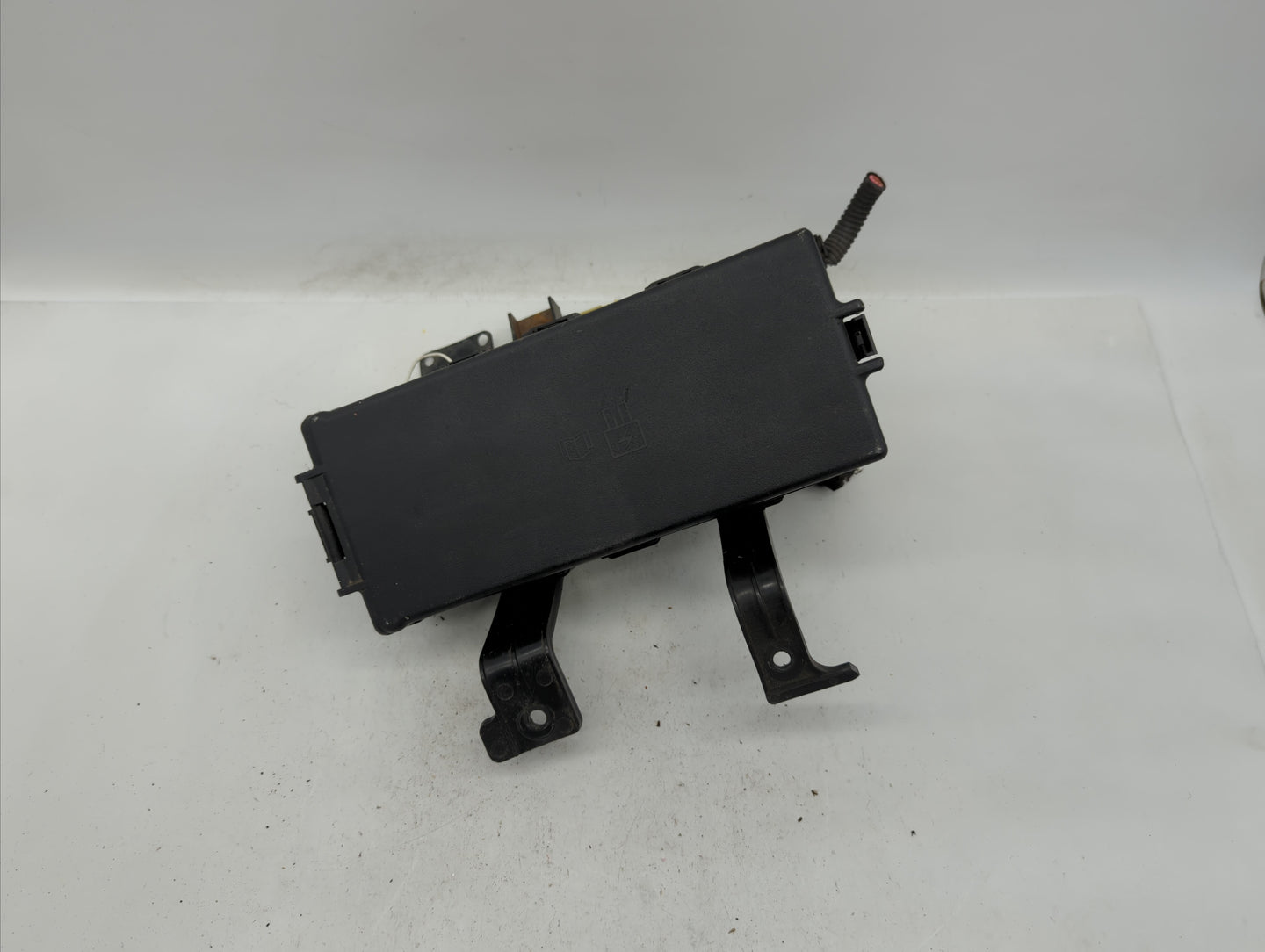 2007-2010 Lincoln Mkz Fusebox Fuse Box Panel Relay Module P/N:7E5T-14A003-BA 8H6T-14290-A Fits Fits 2007 2008 2009 2010 OEM 
