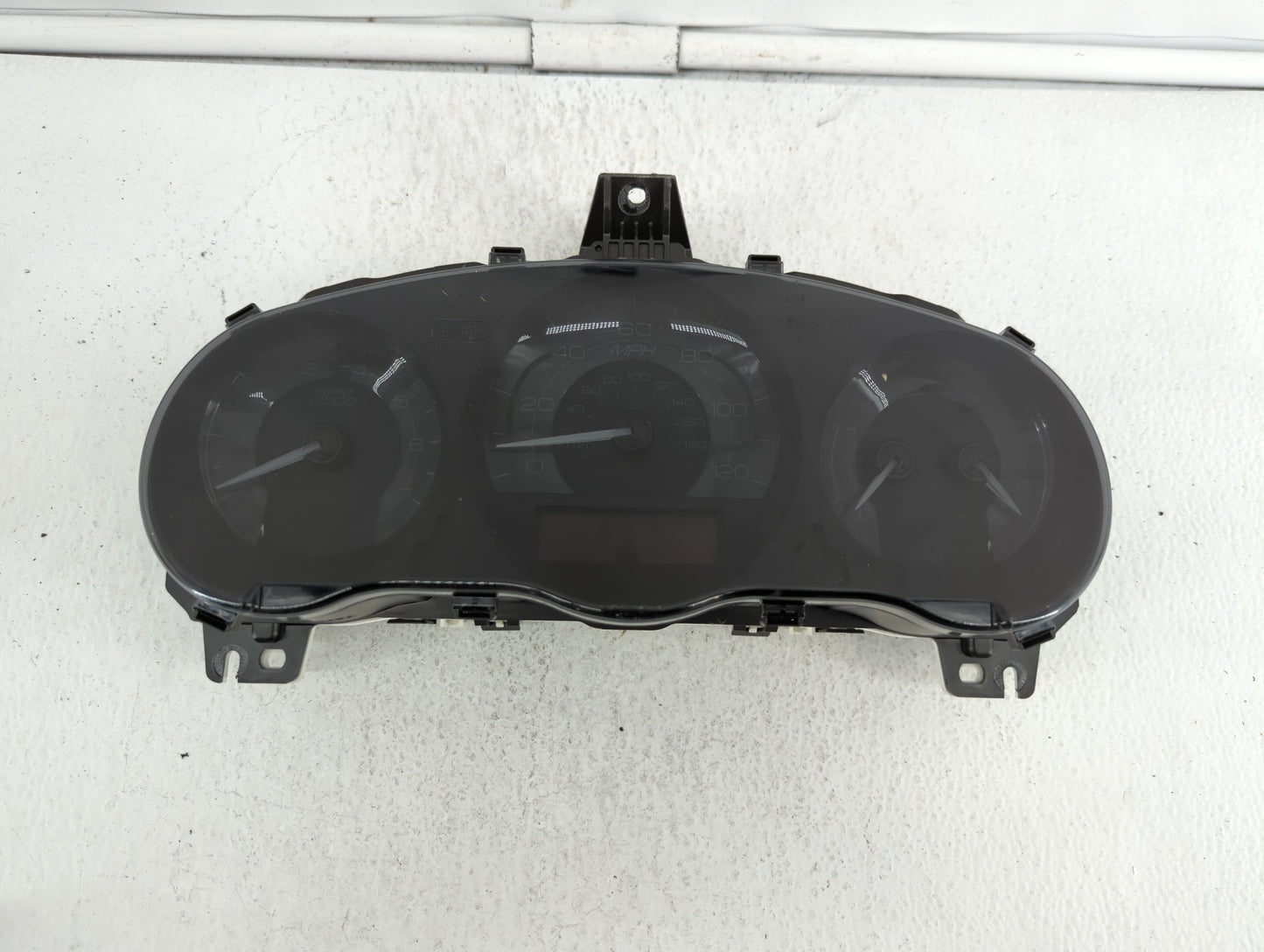 2010 Lincoln Mkz Instrument Cluster Speedometer Gauges P/N:EC2T-10849-AA AH6T-10849-CC Fits OEM Used Auto Parts - Oemusedaut