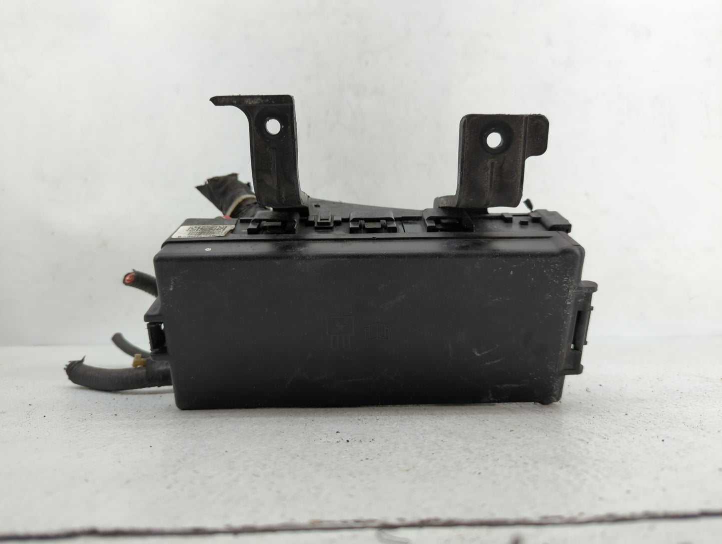 2007-2010 Lincoln Mkz Fusebox Fuse Box Panel Relay Module P/N:AH6T-14290-B 9H61-14290-B Fits Fits 2007 2008 2009 2010 OEM Us