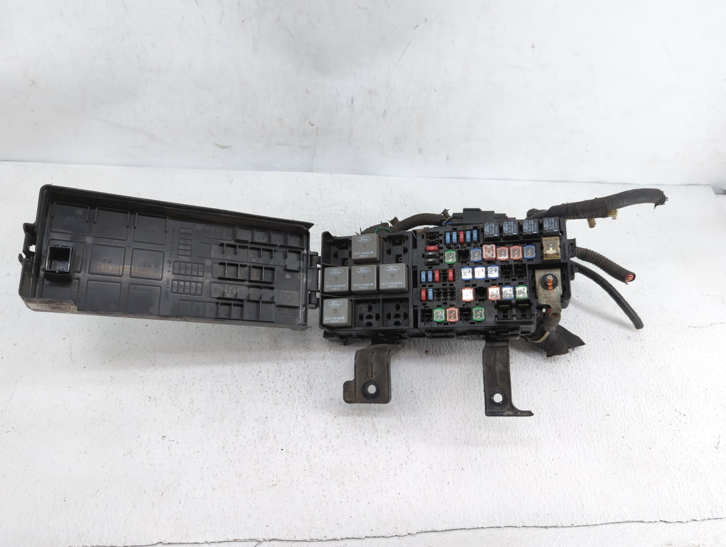 2007-2010 Lincoln Mkz Fusebox Fuse Box Panel Relay Module P/N:AH6T-14290-B 9H61-14290-B Fits Fits 2007 2008 2009 2010 OEM Us