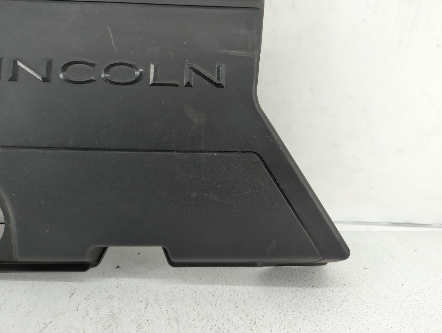 2010 Lincoln Mkz Engine Cover - Oemusedautoparts1.com