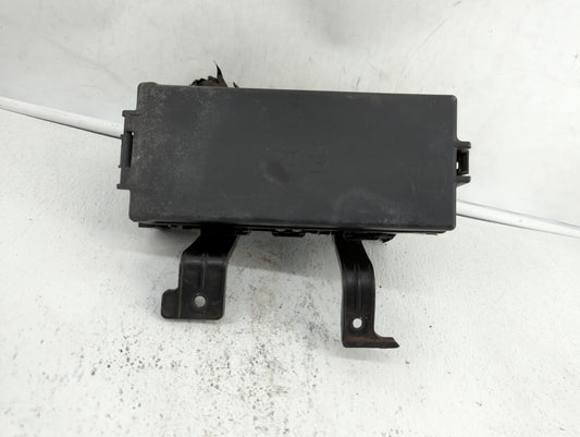 2007-2010 Lincoln Mkz Fusebox Fuse Box Panel Relay Module P/N:AH6T-14290-B 9H61-14290-B Fits Fits 2007 2008 2009 2010 OEM Us