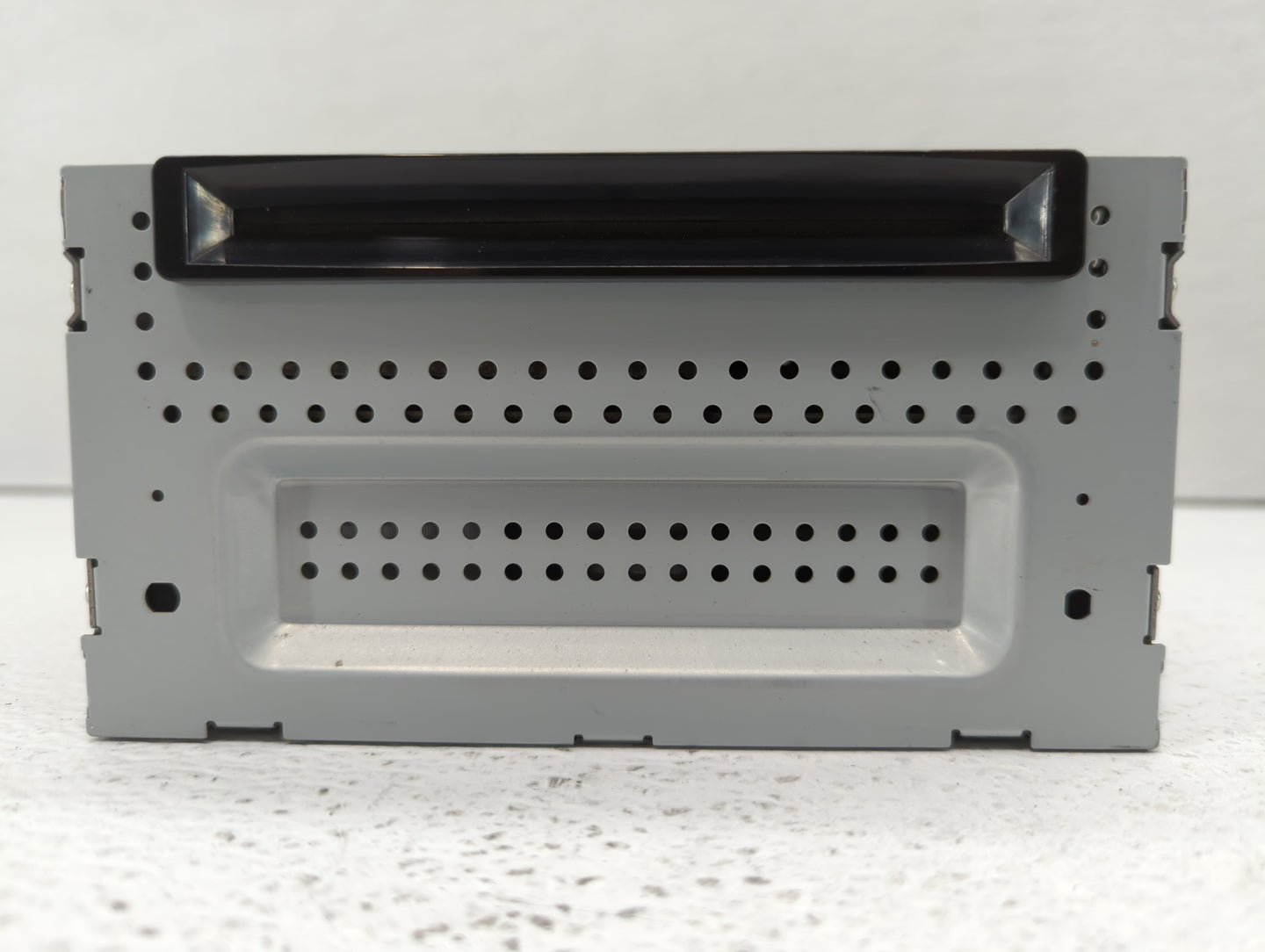 2010 Lincoln Mkz Radio AM FM Cd Player Receiver Replacement P/N:9H6T-19C156-CC Fits OEM Used Auto Parts - Oemusedautoparts1.