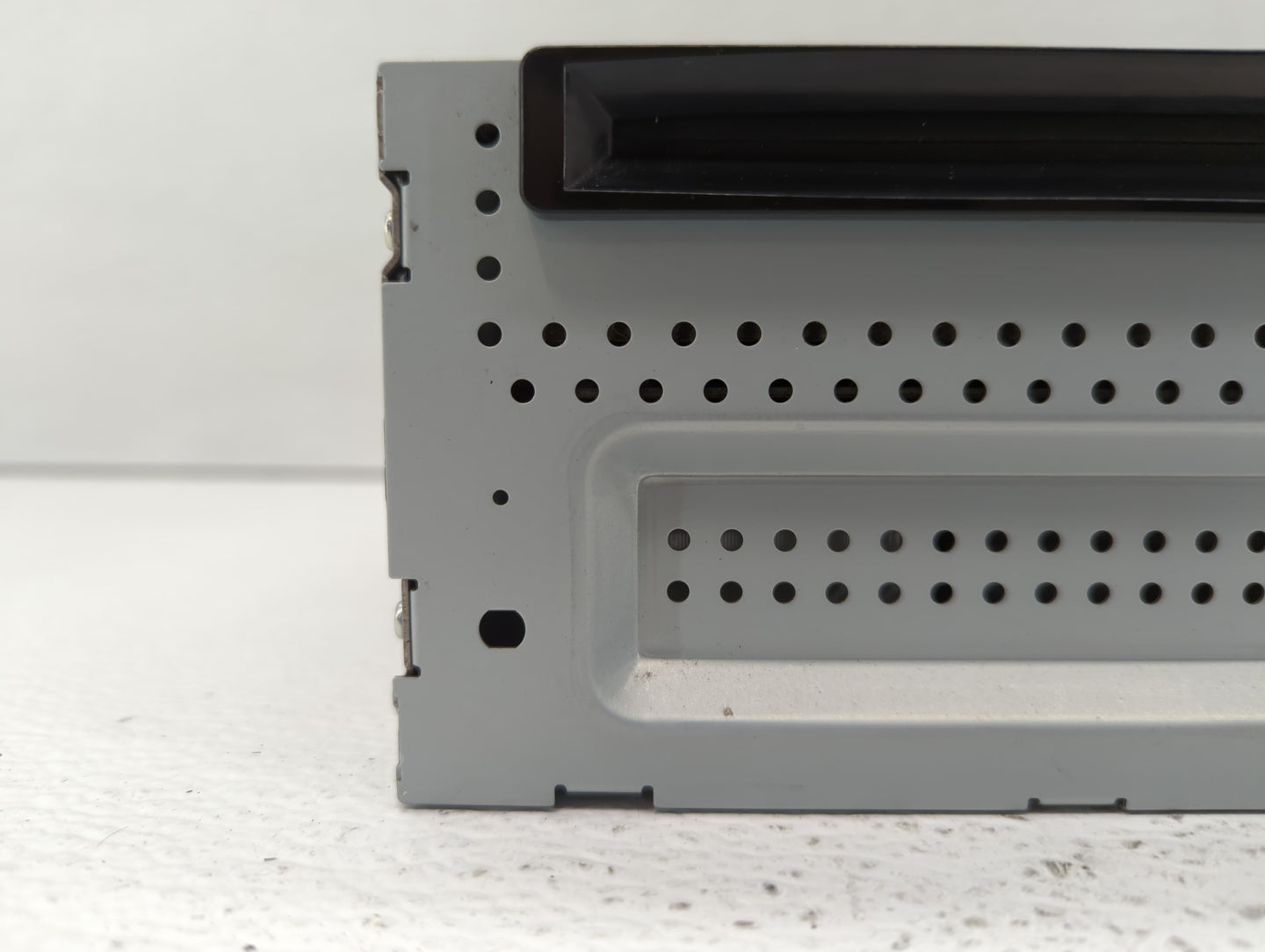 2010 Lincoln Mkz Radio AM FM Cd Player Receiver Replacement P/N:9H6T-19C156-CC Fits OEM Used Auto Parts - Oemusedautoparts1.