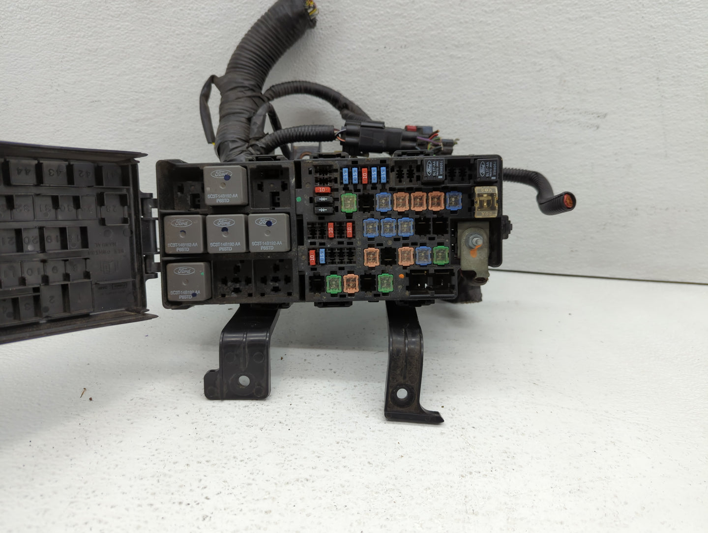 2007-2010 Lincoln Mkz Fusebox Fuse Box Panel Relay Module Fits Fits 2007 2008 2009 2010 OEM Used Auto Parts - Oemusedautopar