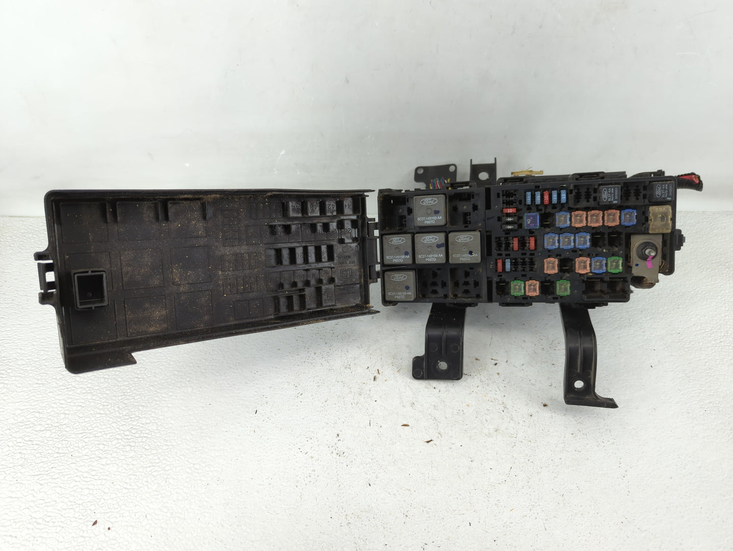 2007-2010 Lincoln Mkz Fusebox Fuse Box Panel Relay Module Fits Fits 2007 2008 2009 2010 OEM Used Auto Parts - Oemusedautopar