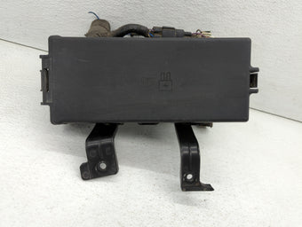 compare product 2007-2010 Lincoln Mkz Fusebox Fuse Box Panel Relay Module Fits Fits 2007 2008 2009 2010 OEM Used Auto Parts