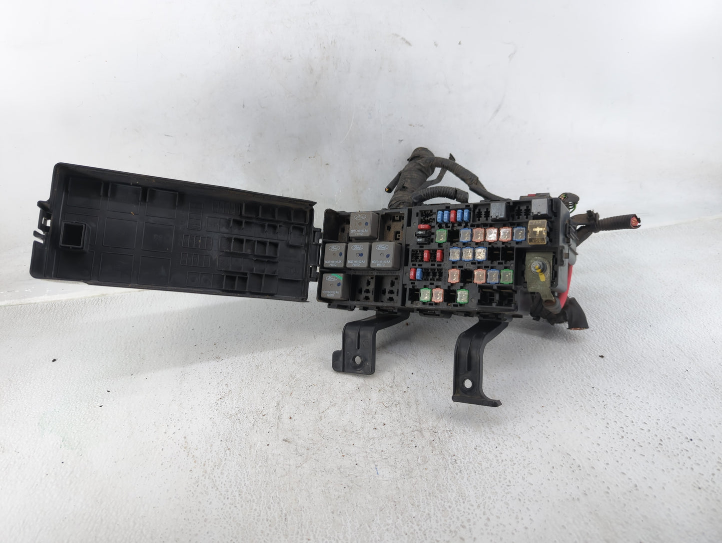 2007-2010 Lincoln Mkz Fusebox Fuse Box Panel Relay Module P/N:7H6T-14290-B Fits Fits 2007 2008 2009 2010 OEM Used Auto Parts