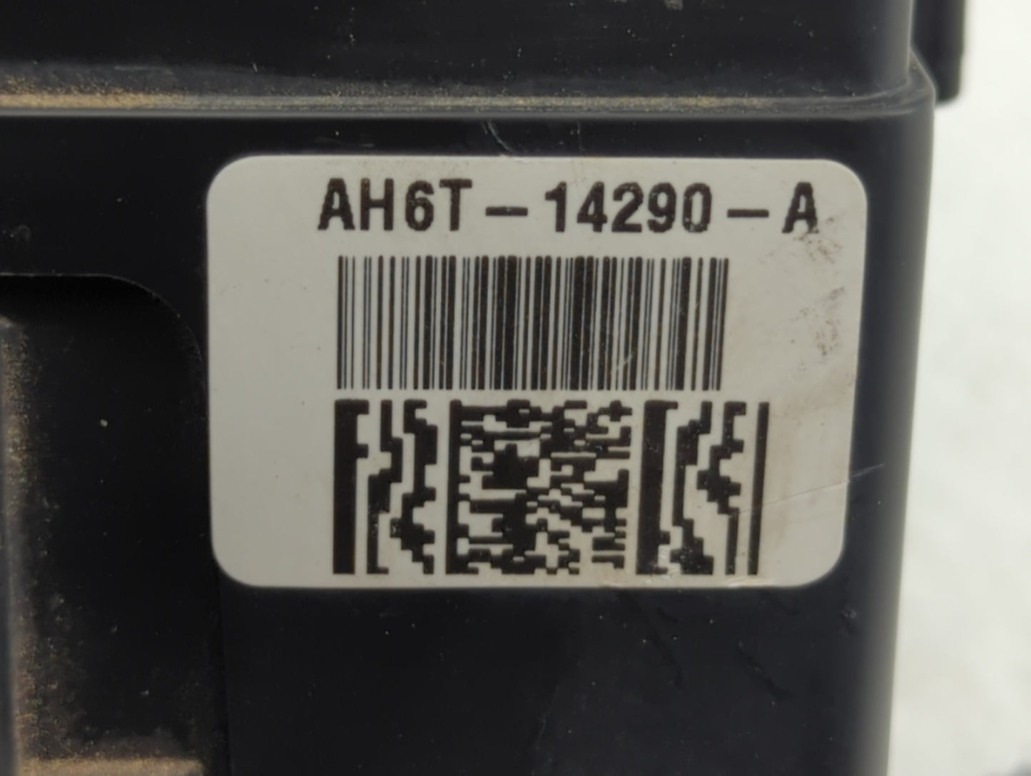 2007-2010 Lincoln Mkz Fusebox Fuse Box Panel Relay Module P/N:7H6T-14290-B Fits Fits 2007 2008 2009 2010 OEM Used Auto Parts
