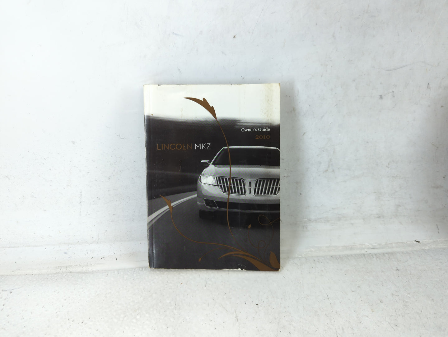 2010 Lincoln Mkz Owners Manual Book Guide P/N:AH6J 19A321 AC OEM Used Auto Parts - Oemusedautoparts1.com