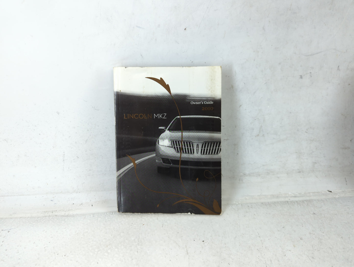 2010 Lincoln Mkz Owners Manual Book Guide P/N:AH6J 19A321 AC OEM Used Auto Parts - Oemusedautoparts1.com