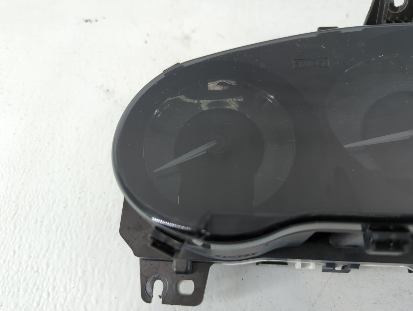 2010 Lincoln Mkz Instrument Cluster Speedometer Gauges P/N:AH6T-10489-AE Fits OEM Used Auto Parts - Oemusedautoparts1.com