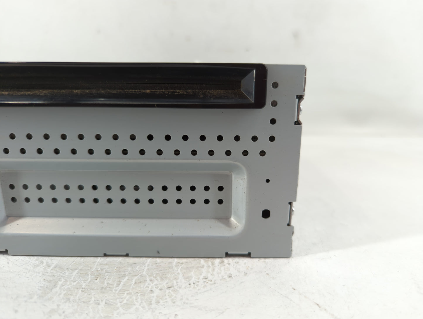 2010 Lincoln Mkz Radio AM FM Cd Player Receiver Replacement Fits OEM Used Auto Parts - Oemusedautoparts1.com