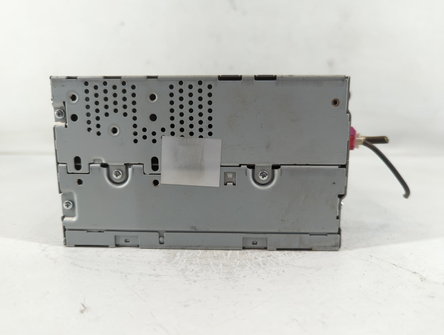 2010 Lincoln Mkz Radio AM FM Cd Player Receiver Replacement Fits OEM Used Auto Parts - Oemusedautoparts1.com