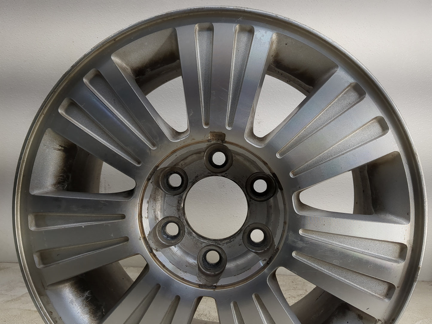2010 Lincoln Navigator Oem Wheel Rim 1263885 - Oemusedautoparts1.com