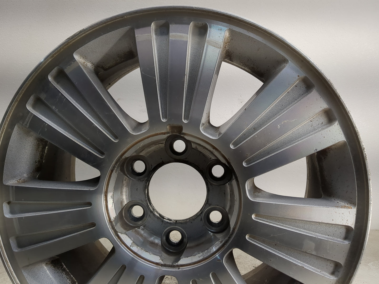 2010 Lincoln Navigator Oem Wheel Rim 1263887 - Oemusedautoparts1.com