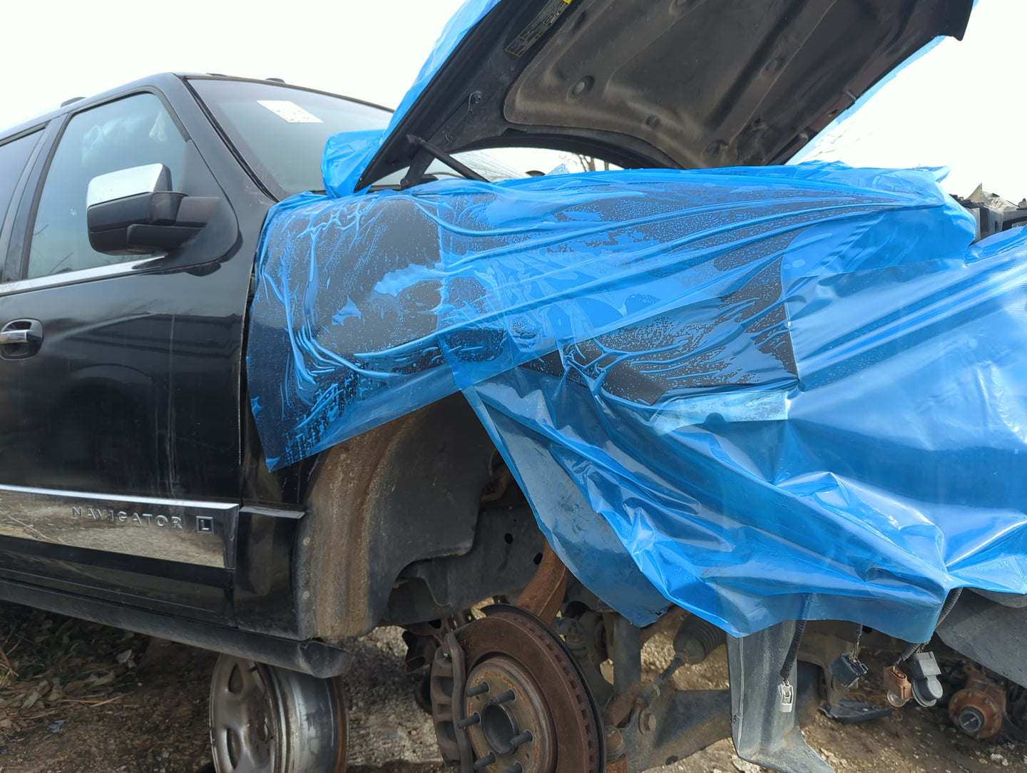 2010 Lincoln Navigator Passenger Fender - Oemusedautoparts1.com